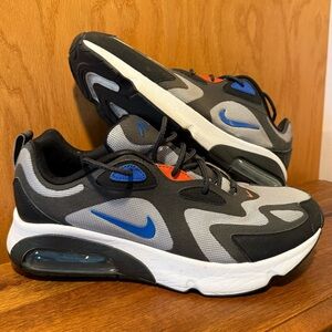 Authentic Men’s Nike Air Max 200 Shoes Sneakers Size 10.5 EXCELLENT CONDITION